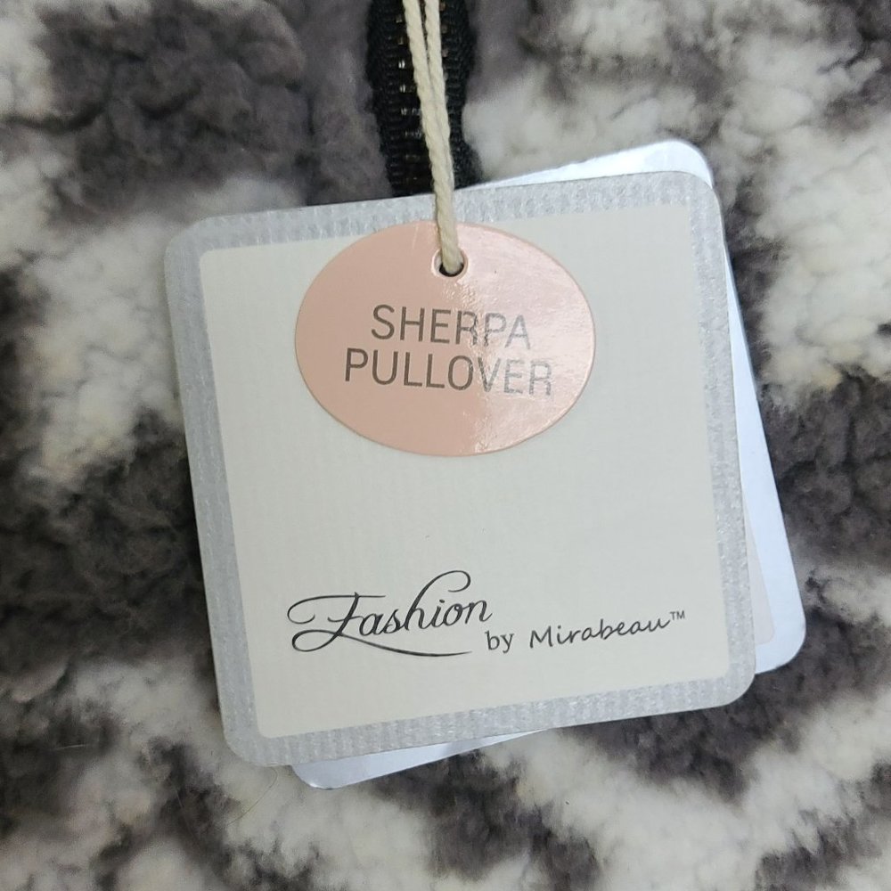 NWT Fashion by Mirabeau Grey & White Patterned Fleece Pullover - Picture 5 of 5
